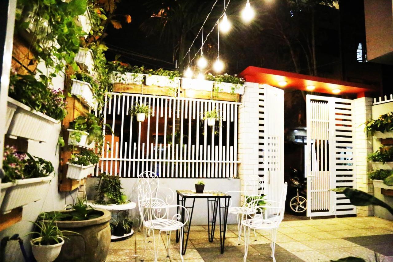 Shjmily House Bed & Breakfast Da Nang Exterior photo